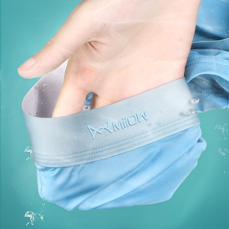 🍃🧊【1 set de 5 piese】 2025 noi boxer respirabili din mătase de gheață pentru bărbați