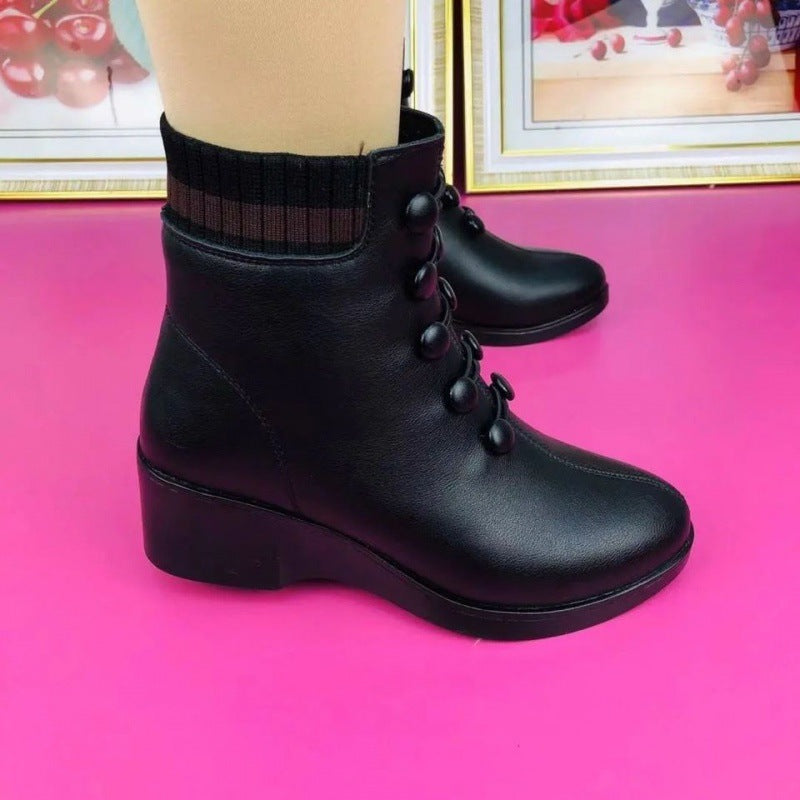 【35-41】2024 jesienne i zimowe popularne damskie buty z miękkiej skóry na pochyłym obcasie