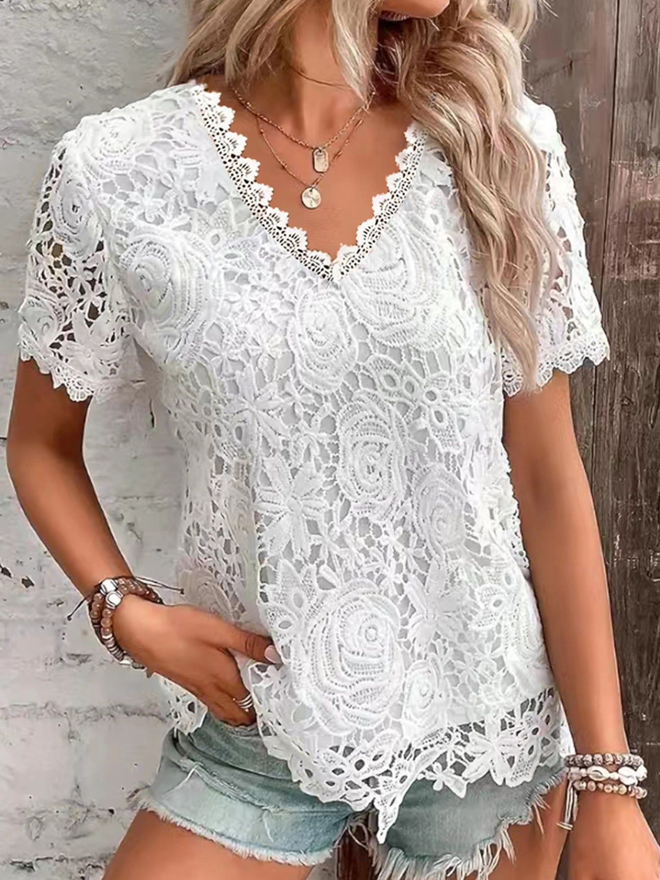 【🎁Top SALE】Modna koronkowa bluzka z krótkim rękawem w kształcie litery V