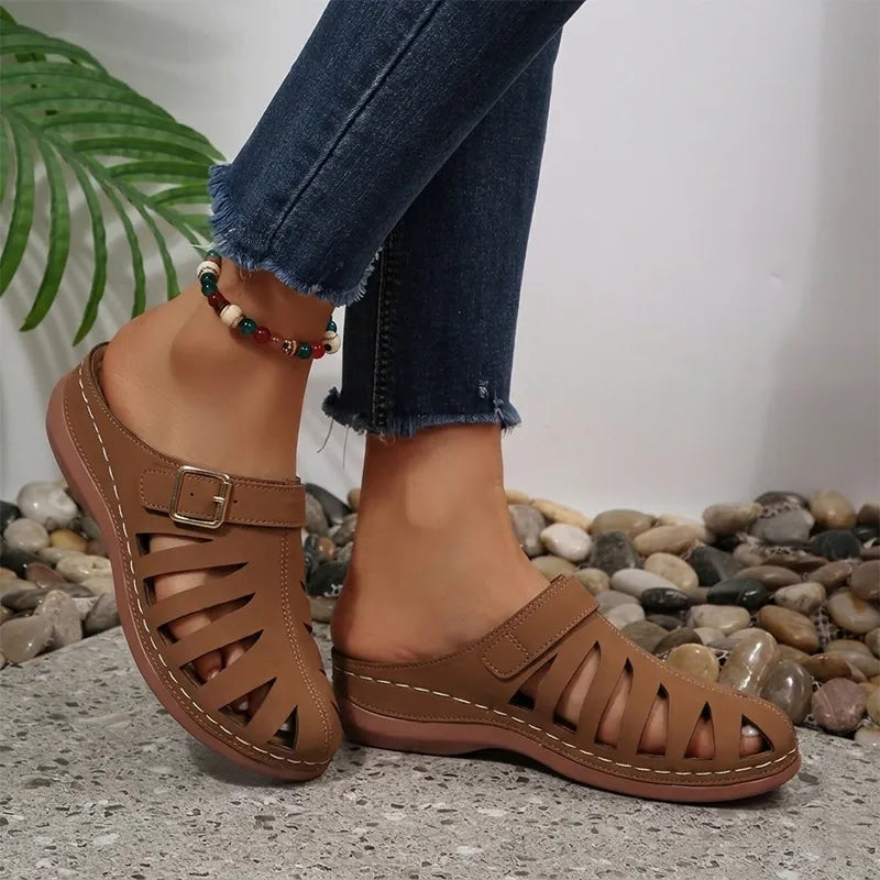 👡 Letnie chodaki z naturalnej skóry bydlęcej – ażurowy fason z zapięciem na rzep, anatomiczna podeszwa redukująca zmęczenie, 5 kolorów, rozmiary 36–43! ☀️✨