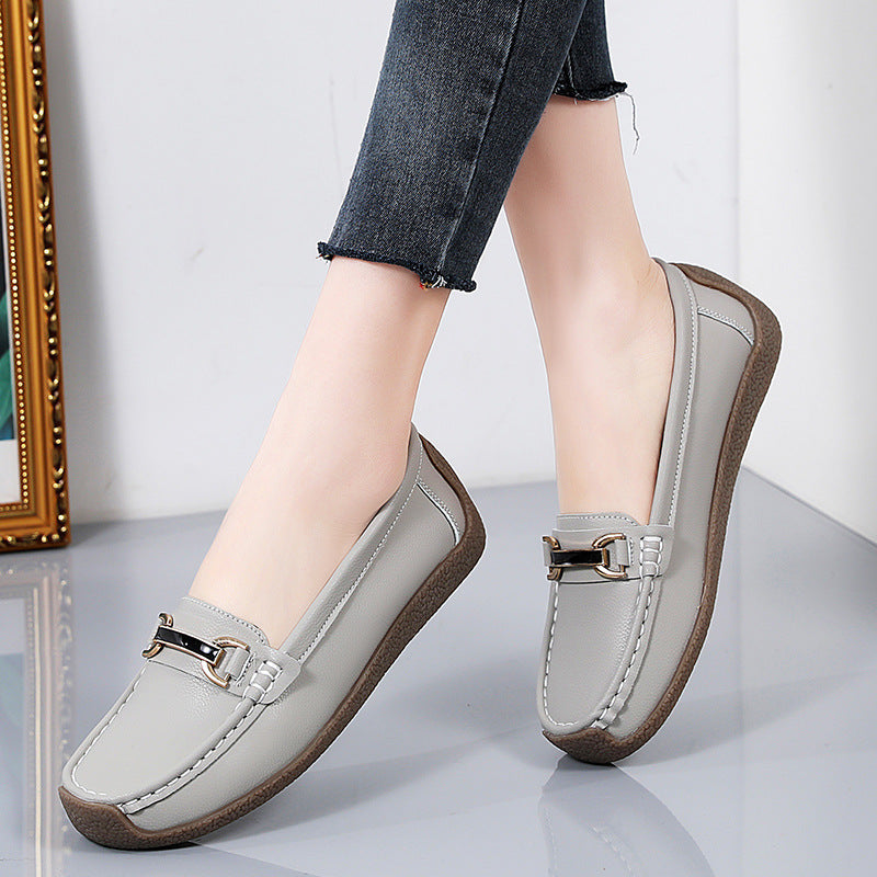 【35-44】 Jednokolorowe buty damskie z miękkiej skóry, płaskie buty z metaliczną dekoracją
