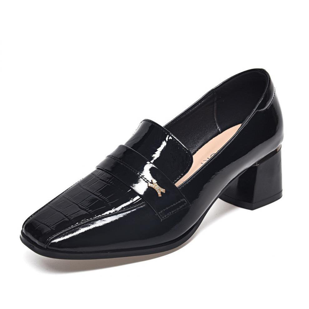 🔥【HOT SALE】🔥🔥【35-40】2025 nowe modne lakierowane buty ze średnim obcasem