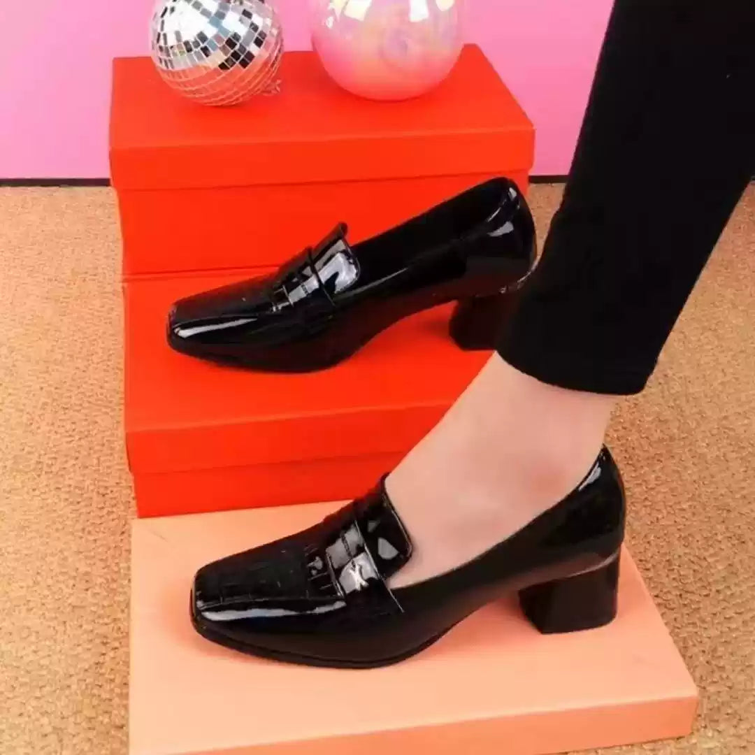 🔥【HOT SALE】🔥🔥【35-40】2025 nowe modne lakierowane buty ze średnim obcasem