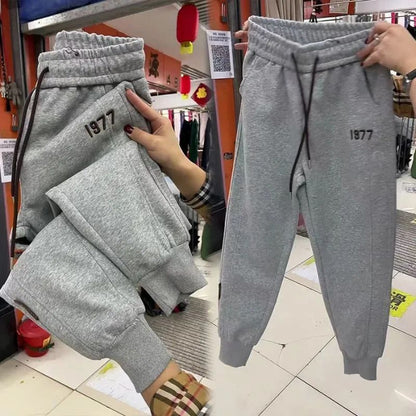 【M-4XL】2024 Pogrubione aksamitne zimowe spodnie na co dzień
