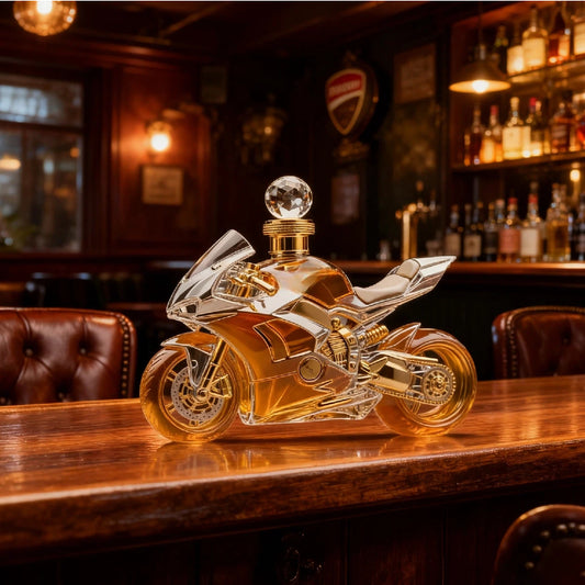 🏍️Kreatywna szklana butelka, ciekawa butelka na whisky w stylu motocyklowym, wykonana z butelki