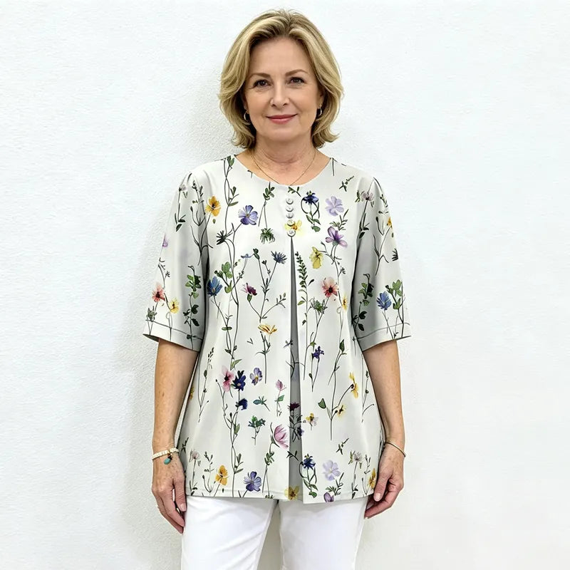 Damski letni top – wygodny, elastyczny i swobodny, o eleganckim, wyszczuplającym kroju.