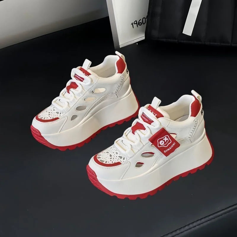 👟【35-40】 Nyári alkalmi cipők – Légáteresztő, perforált kialakítás vastag talppal; stílusos és modern, lélegző és kényelmes.