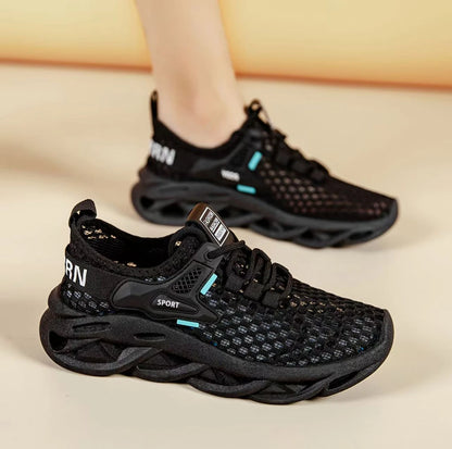 🏆【50% ZNIŻKI】Nowe wiosenne i letnie oddychające buty z siateczki z grubą podeszwą