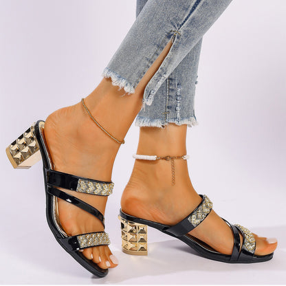 👡【36-43】Modne pantofle na wysokim obcasie w kształcie diamentu