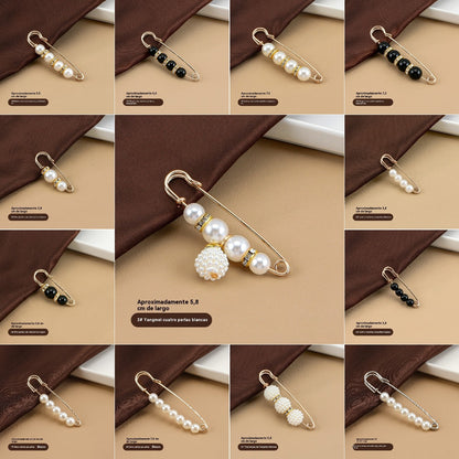 👍👍👍Spodnie ozdobione są perłowymi guzikami i sprzączkami w pasie, aby zapobiec przypadkowemu odsłonięciu.