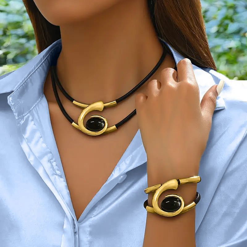 ✨🔥【Kup jeden, a drugi dostaniesz gratis】Zestaw naszyjnika i bransoletki w stylu boho z kamieniami szlachetnymi