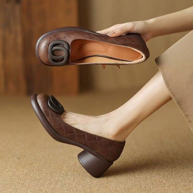 👠【35-40】Nové 5CM univerzálne módne retro topánky s mäkkou podrážkou a hrubým podpätkom, okrúhlou špičkou, z roku 2025 