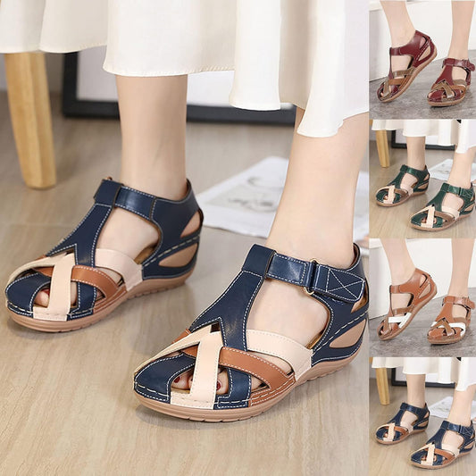 🔥【Časově omezená sleva】Dámské sandály vyrobené z měkké kůže, s tlustou podrážkou a vysoce kvalitním prolamovaným designem.🥿